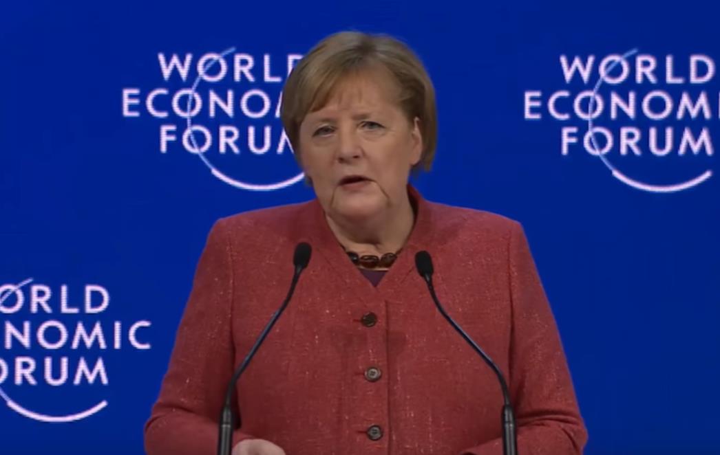 NJEMAČKA VLADA MORALA PROMIJENITI REGULATIVU Kancelarka Merkel odabrala automobil stranog proizvođača kao službeni