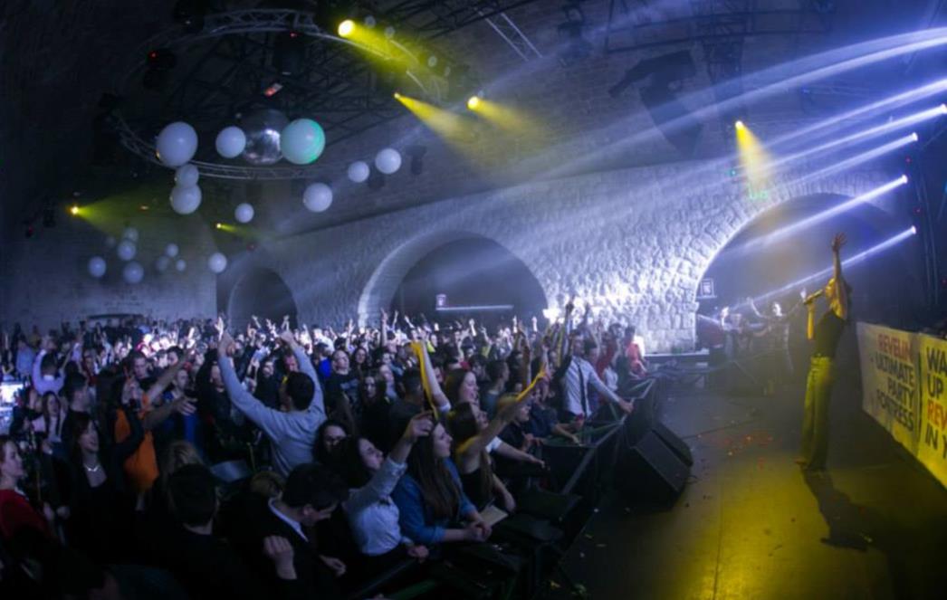 VODIMO VAS NA BLAGDANSKU ZABAVU U REVELIN: Grdović za Badnjak, Dance party na Božić, osvojite ulaznice!