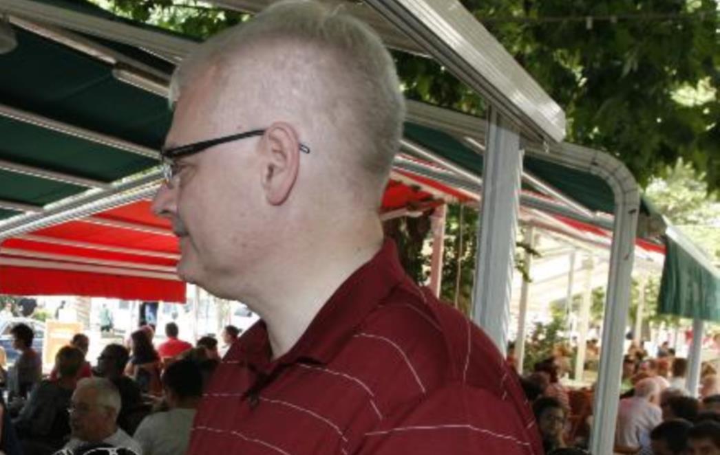 Josipović osudio članak Makarskog primorja: 'Svaki gost je dobrodošao posebno prijatelji iz BiH'