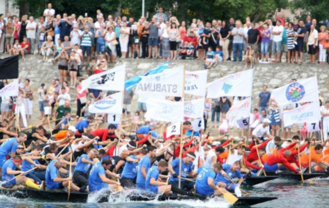 BURNO NA MARATONU LAĐŠA: Na cilju se potukli natjecatelji 