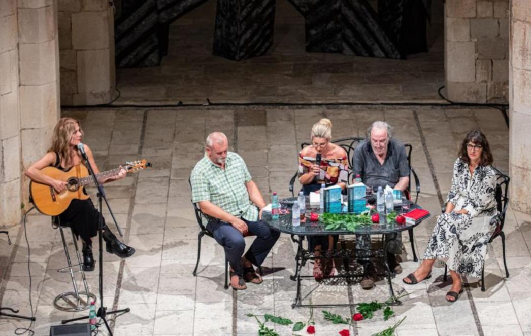  Održano predstavljanje romana „Vidi kako Lokrum pere zube“ Ivane Lovrić Jović 