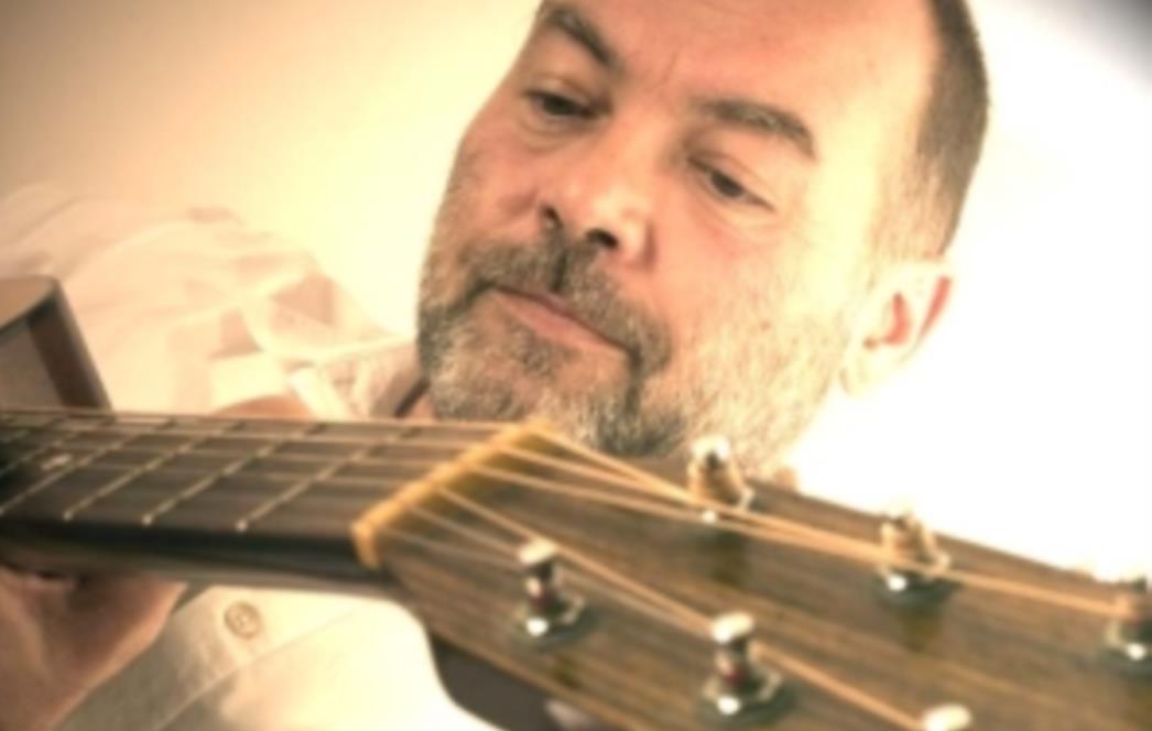 Preminuo bivši gitarist Parnog valjka