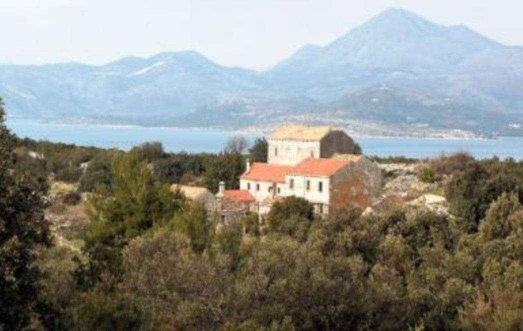 U Selo Do na Šipanu struja stiže za mjesec dana