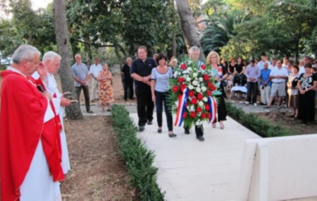 ZATON Položeni vijenci za poginule u Domovinskom ratu