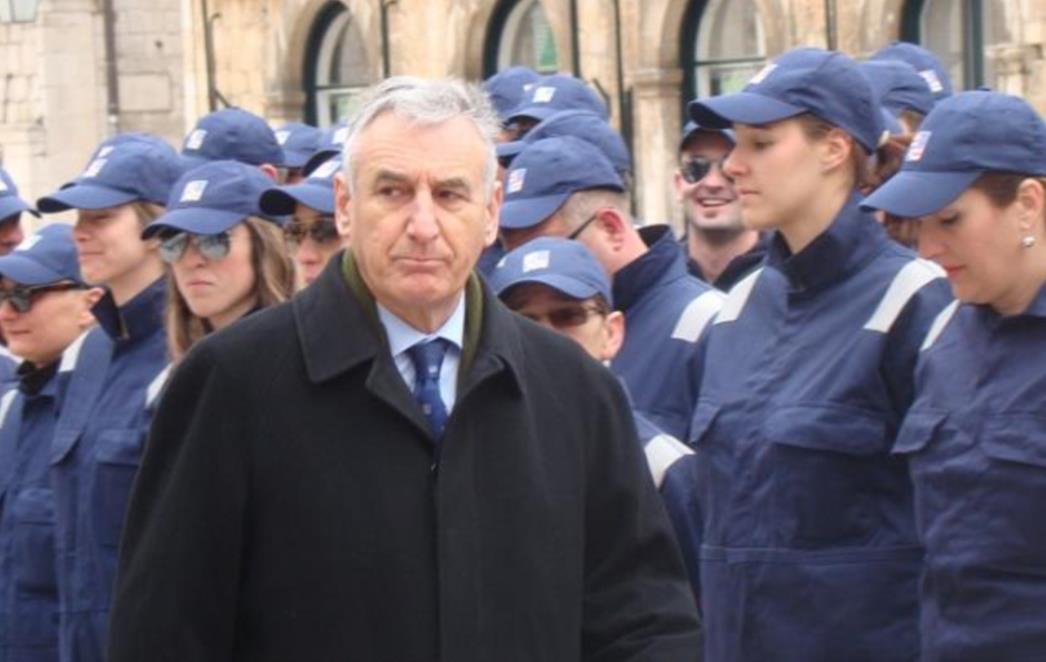  U sklopu „Dana pobjede“ na Stradunu svečani mimohod 40-ak postrojbi