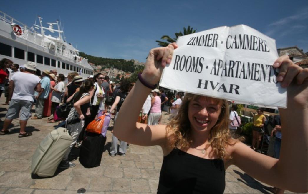 ODZOVNILO 'ZIMMER FREI'-U: Kamerama protiv divljih iznajmljivača