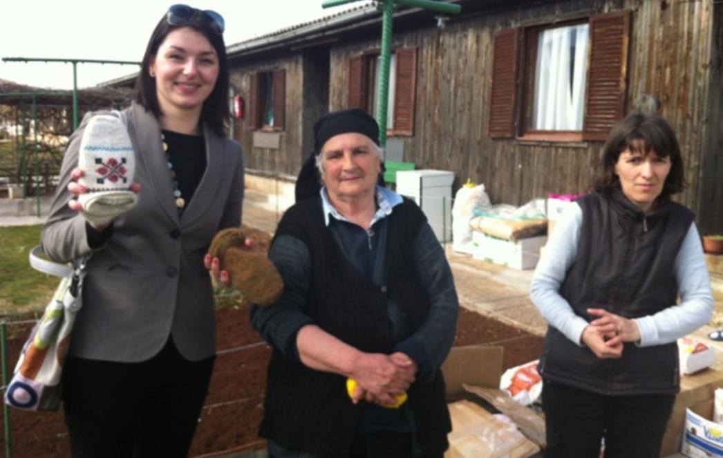 Caritas Dubrovačke biskupije u posjeti izbjegličkom naselju u Biskom (FOTOGALERIJA)