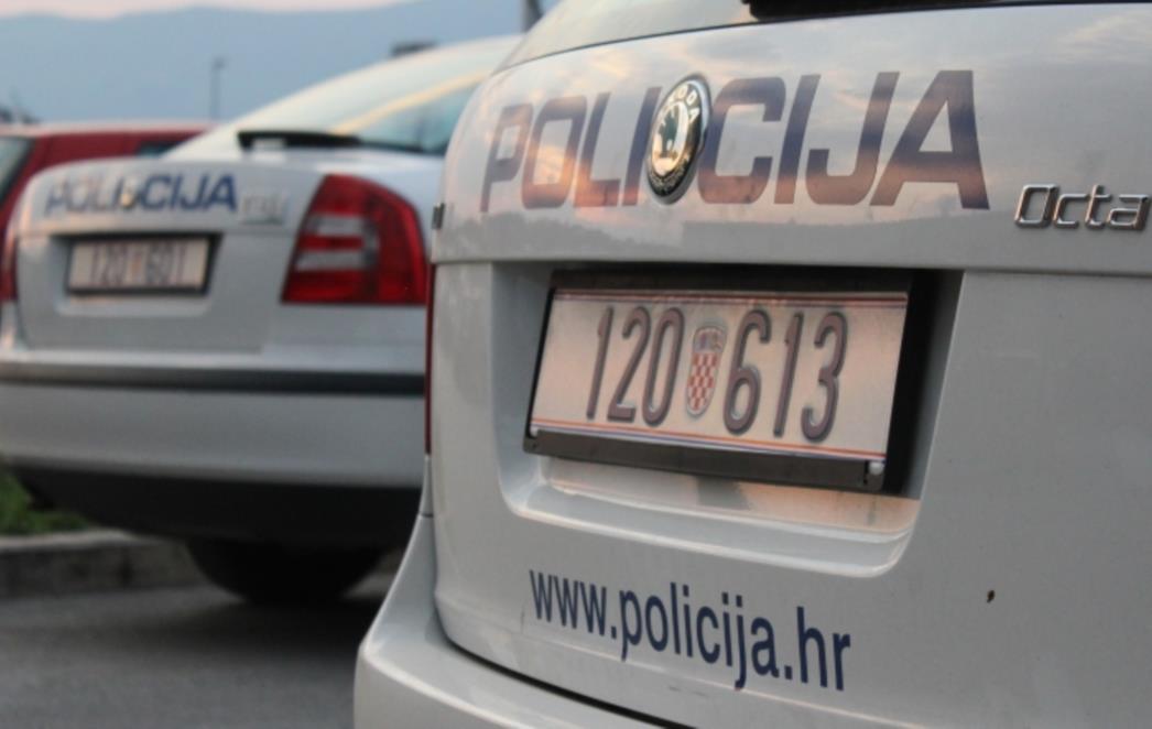 Htio prošvercati Albance, uhvaćen u blizini graničnog prijelaza Zaton Doli