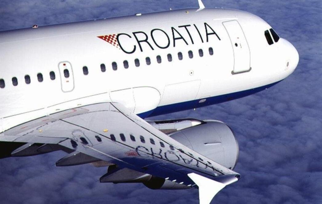 KAOS NA TUĐMANU Putnici sat vremena čekali u avionu, nisu smjeli van