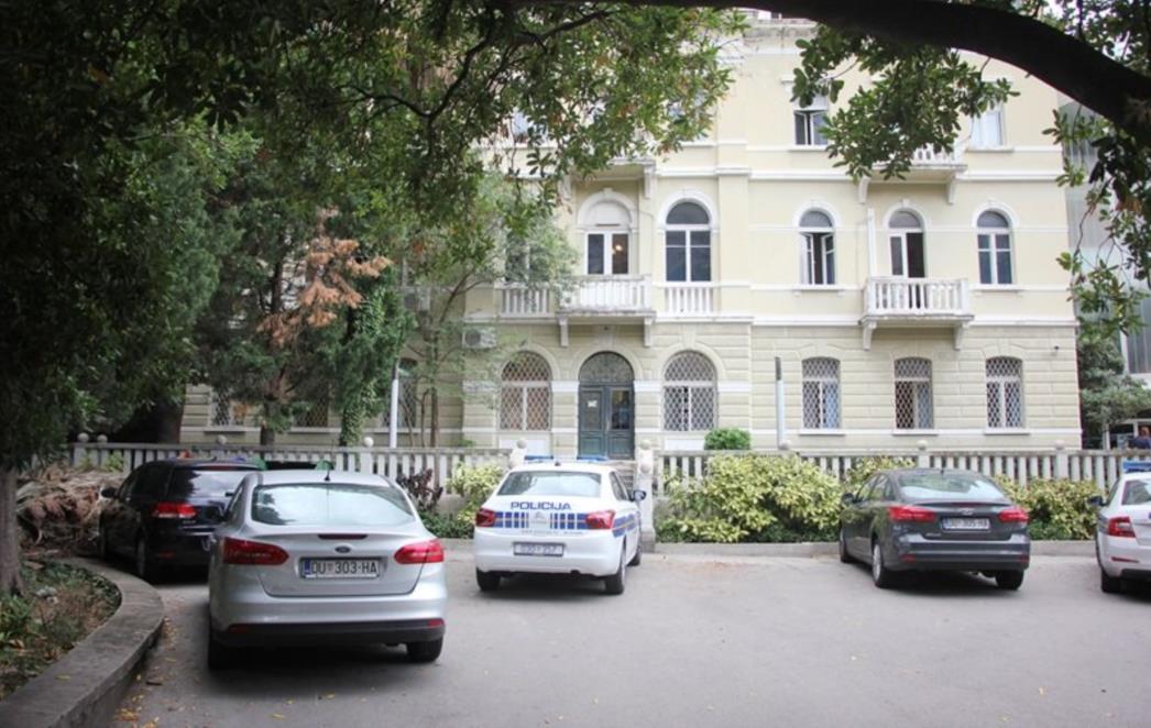 Opljačkala stariju nepokretnu ženu s Korčule prodavajući joj posteljinu