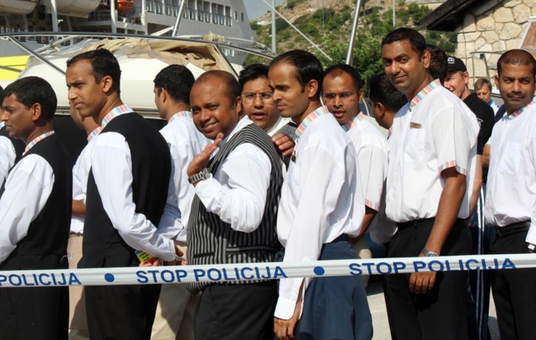 VATROGASCI, POLICIJA, HITNA POMOĆ U AKCIJI: Nitko nije stradao od eksplozivne naprave u Gružu (FOTO)