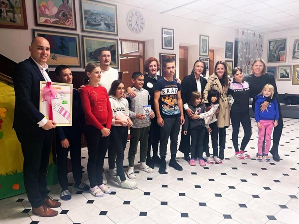 Delegacija Grada Dubrovnika tradicionalno posjetila Dom Sveta Ana u Vinkovcima