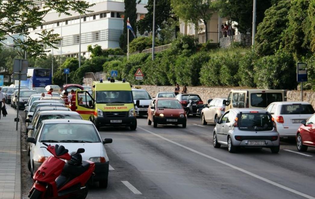 MASOVNA TUČNJAVA U DUBROVNIKU: Sukob dviju grupa, šestorica u policiji!