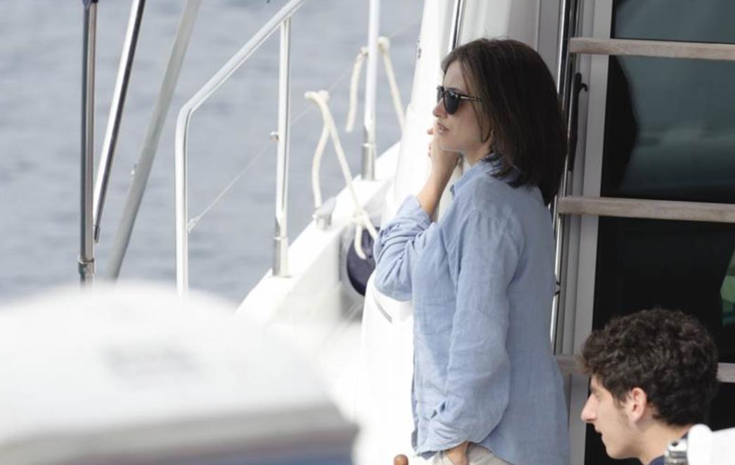 Penelope Cruz u ležernom izdanju prošetala Korčulom (FOTO)