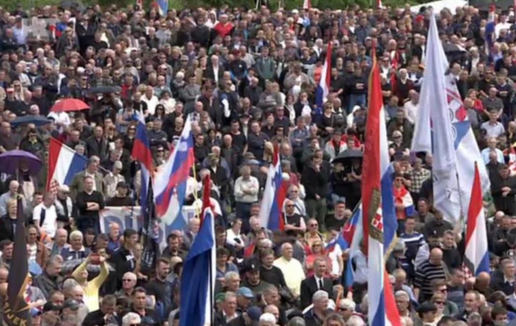 Hrvat zbog nacističkog pozdrava u Bleiburgu osuđen na 18 mjeseci zatvora uvjetno