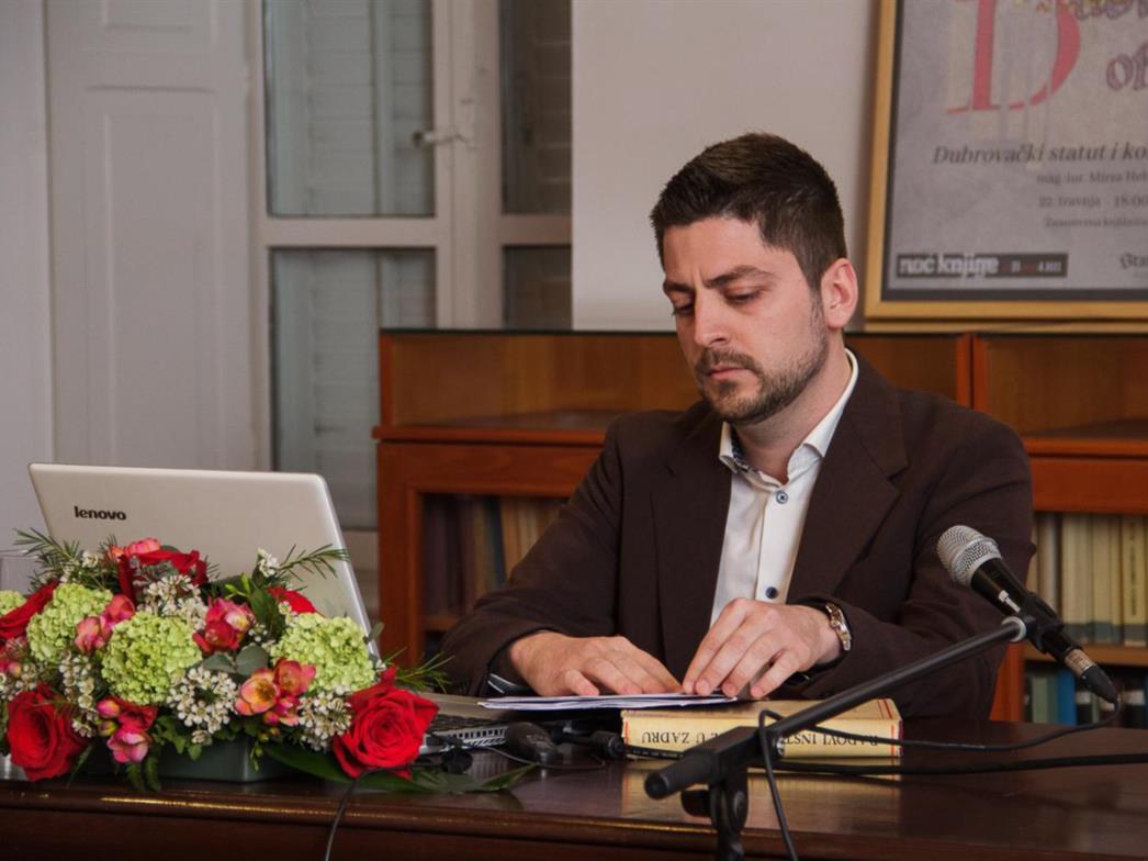 NOĆ KNJIGE: Mirza Hebib održao predavanje o pravnoj slobodi u Dubrovačkom statutu