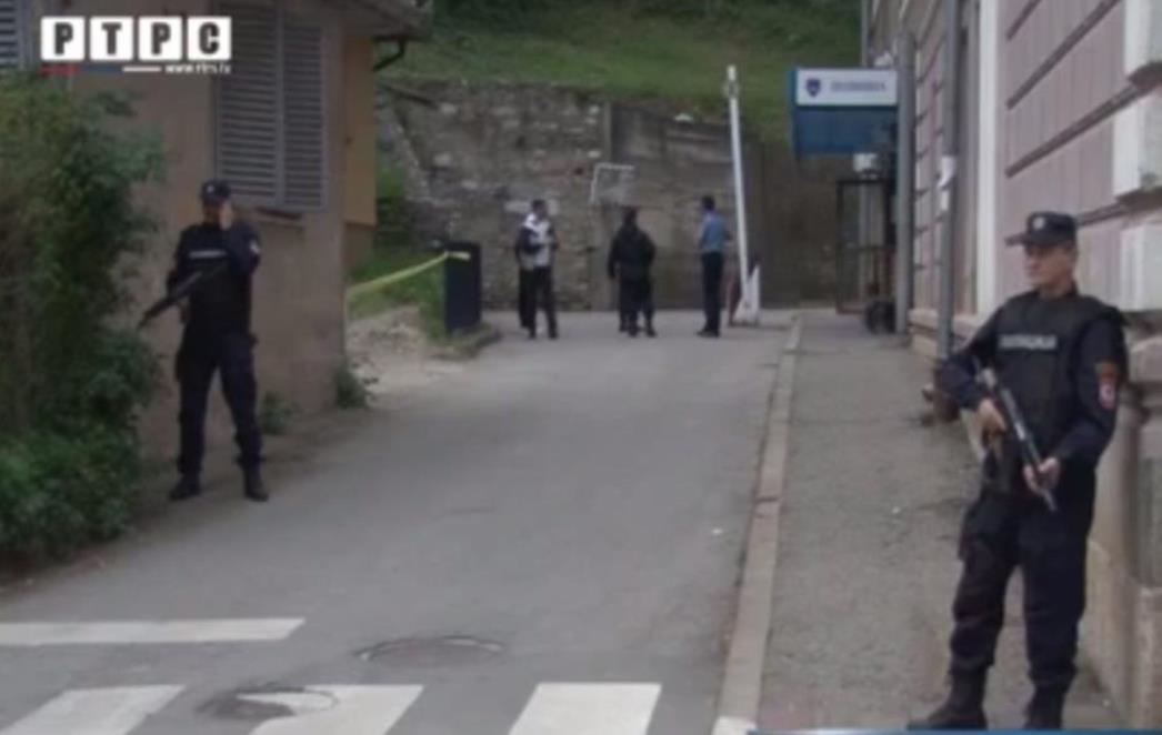 TERORISTIČKI NAPAD U BIH: Naoružani islamist upao  u policijsku postaju i ubio policajca