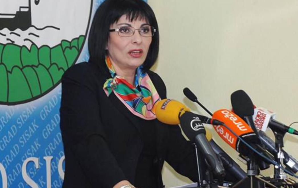 PALA CRVENA BARUNICA: Uhićena rastrošna županica Lovrić Merzel!