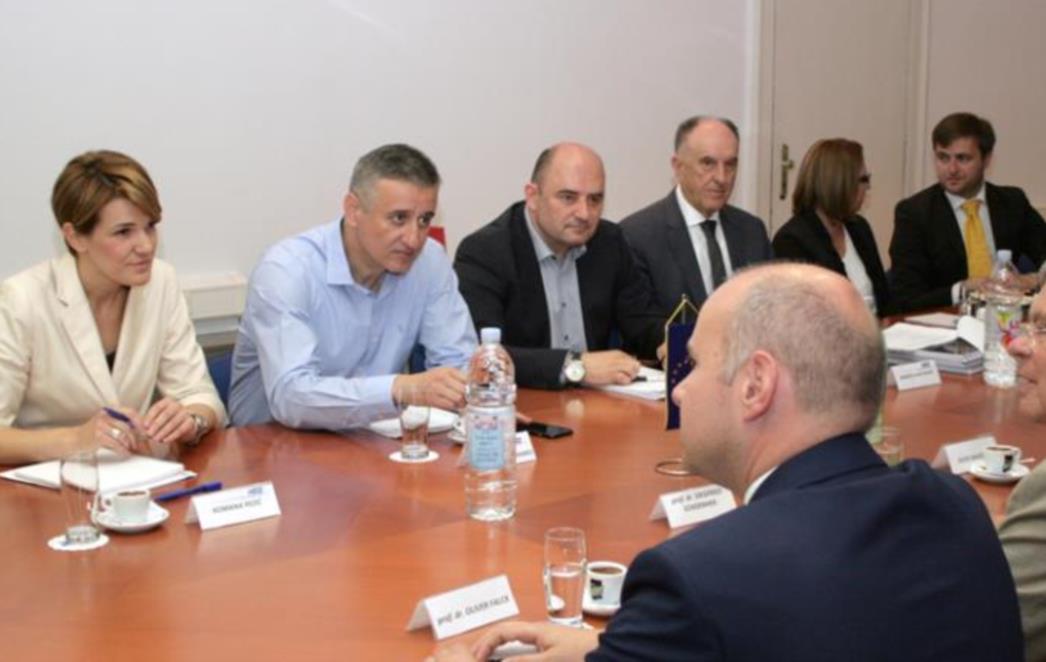 HDZ PREDSTAVIO GOSPODARSKI PROGRAM: Ovo su ključne mjere za spas Hrvatske! /VIDEO/