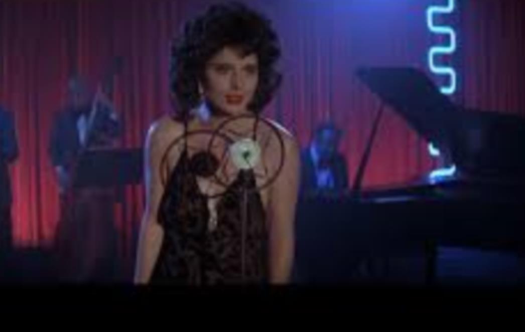 VIDEO DANA: Blue Velvet