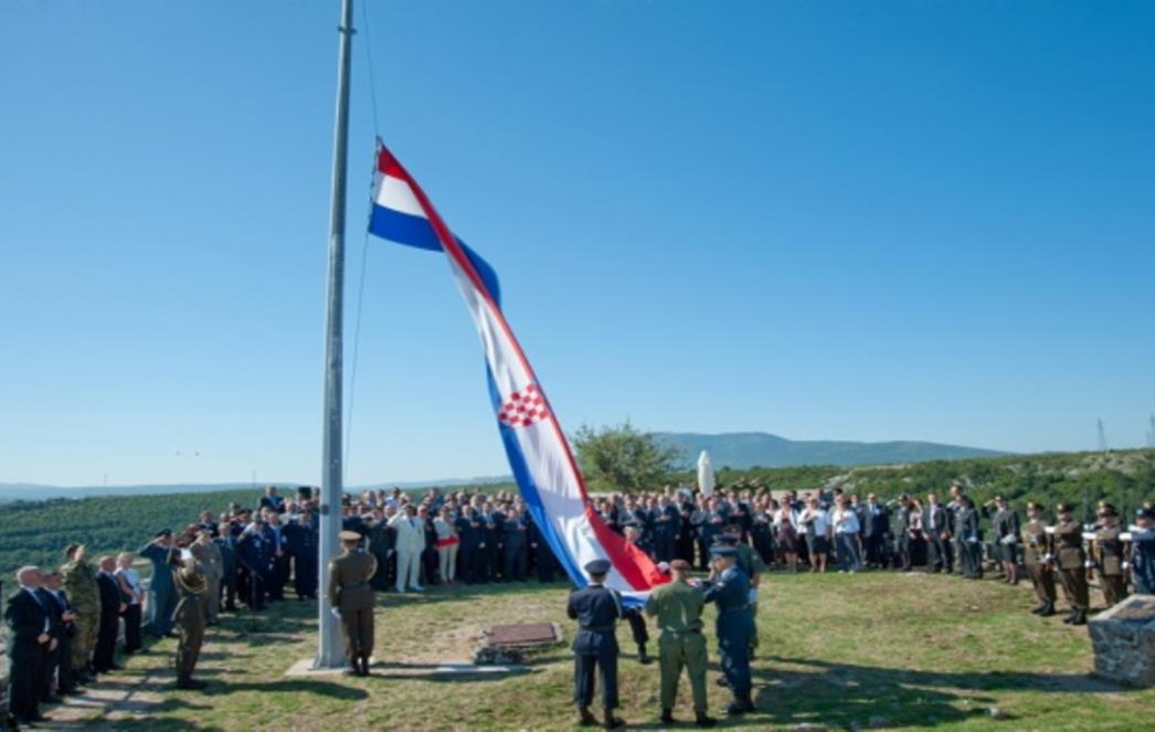 Tuđman konačno na kninskoj  tvrđavi