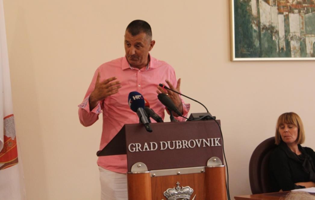 KOLIKO JE ANDRO PUTOVAO? Teo Andrić: Ovo je sramotan paušalni odgovor!