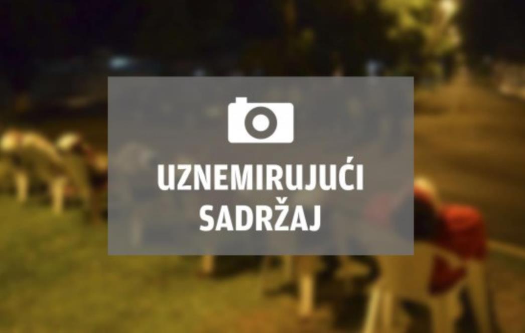 STRAVA: Sedam mrtvih tijela poslagali na stolice uz cestu