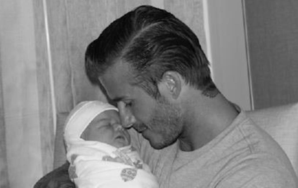 Beckham tetovirao ime kćeri Harper podno vrata