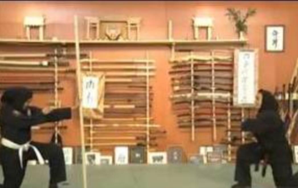 Žene u Iranu treniraju da bi postale nindža ratnice