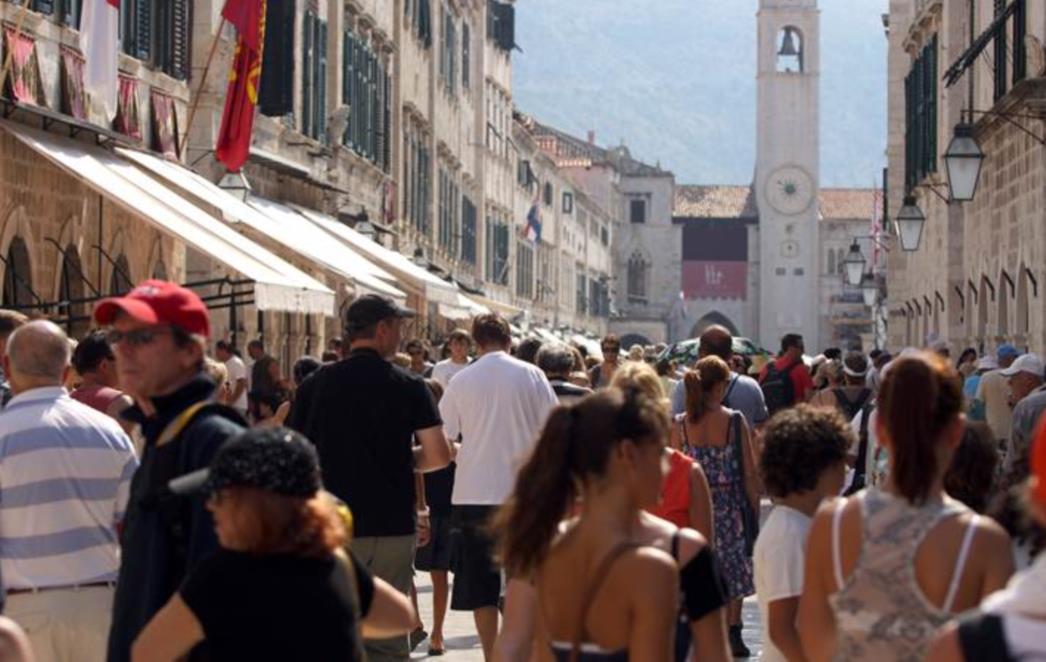 Strani novinari i gosti: Ne idite ljeti u Dubrovnik!