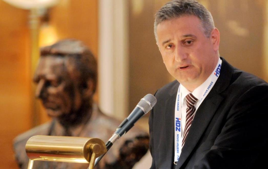 NOVI-STARI PREDSJEDNIK 'Morali smo vratiti HDZ tamo gdje mu je mjesto, da bude prva, najjača stranka u Hrvata ikada'