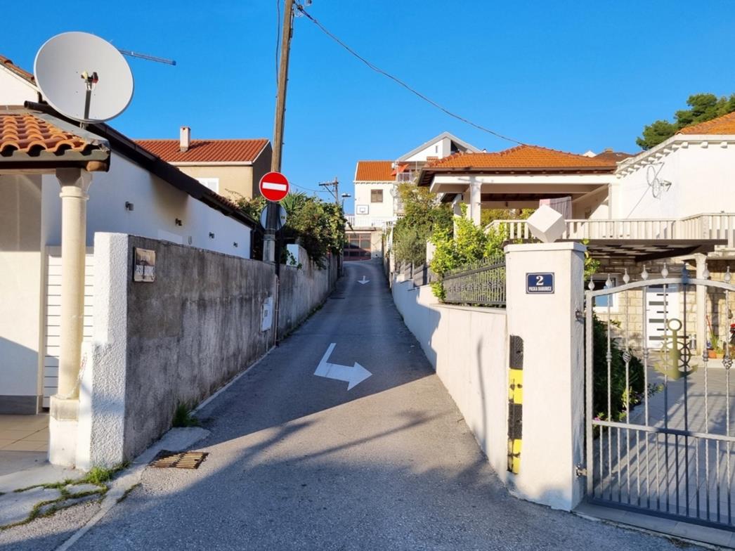 NA TRAŽENJE GRAĐANA Ulicom Paska Baburice jednosmjerno prema Batali
