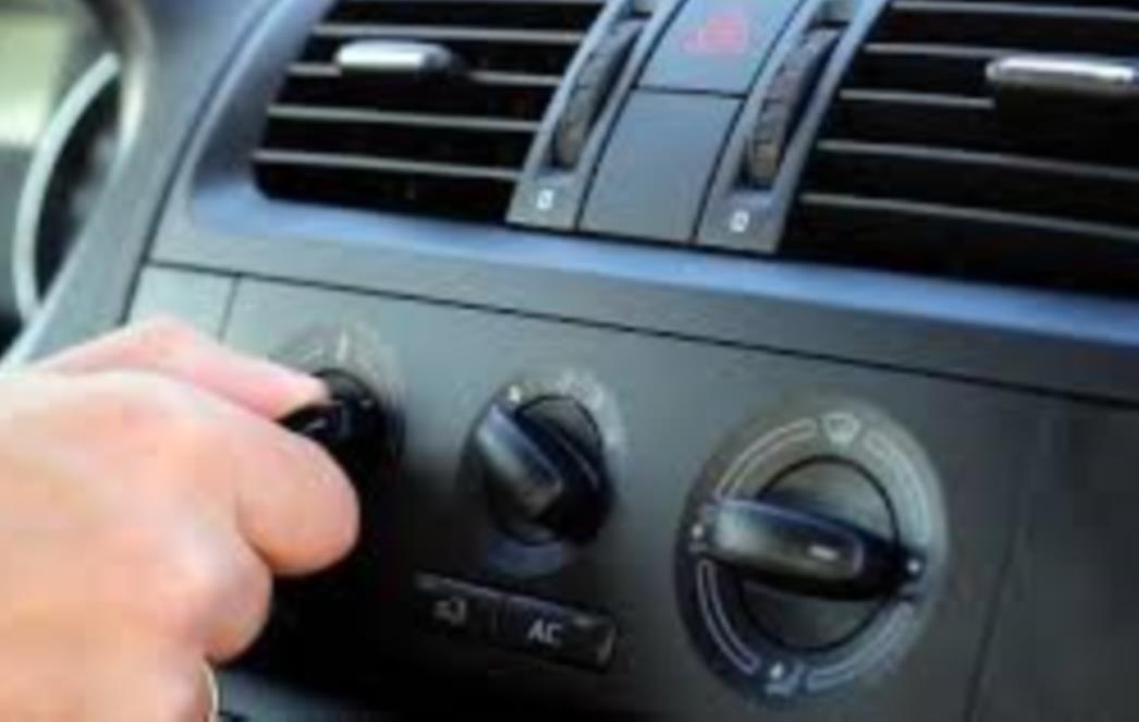 Što kad klima u automobilu pušta neugodan miris? Problem možete riješiti sami i to BESPLATNO!