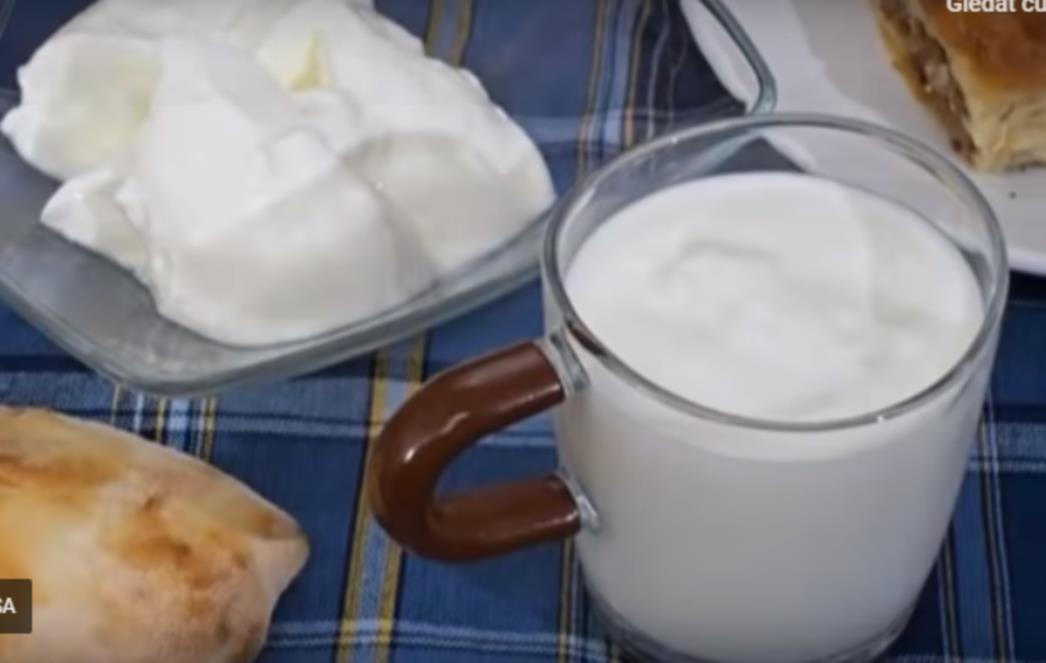 KUHINJSKI RECEPT Evo kako pripremiti ukusan domaći jogurt (VIDEO)