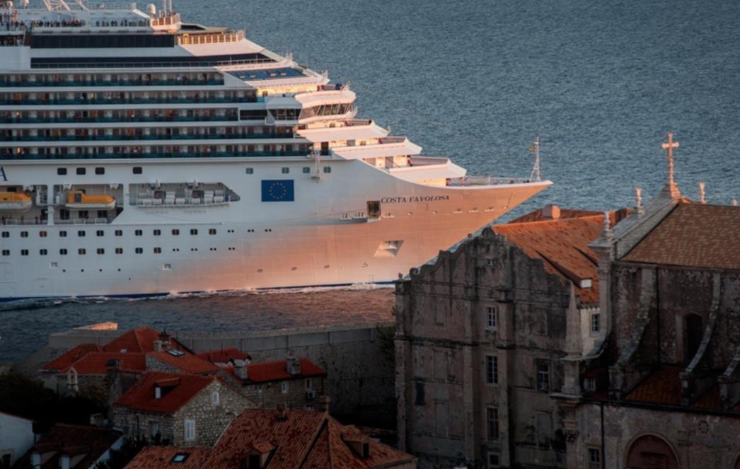 Dubrovčani na FB-u: Smanjimo broj cruisera