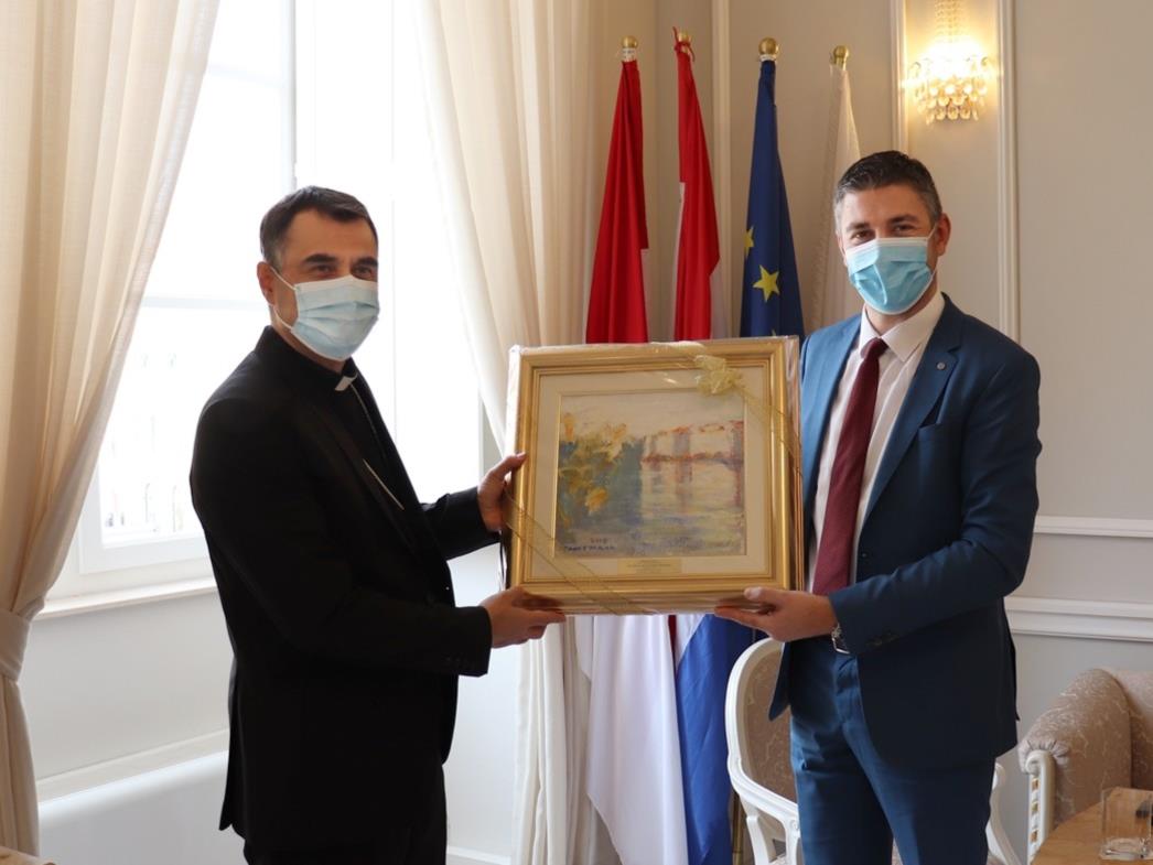 Novi dubrovački biskup na prijemu kod gradonačelnika