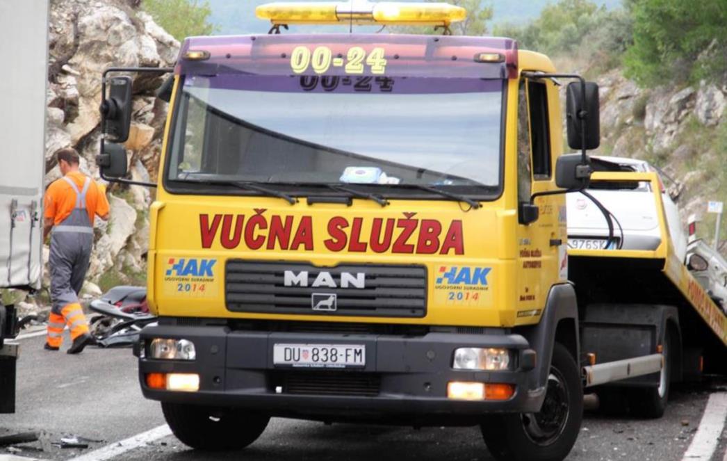 PROMETNA NESREĆA NA BISTRINI: Sudarili se autobus i osobno vozilo!