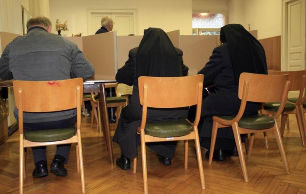 KRŠENJE IZBORNE ŠUTNJE: Građani prijavili uznemiravajuće pozive na 'pravi put' Ive Josipovića