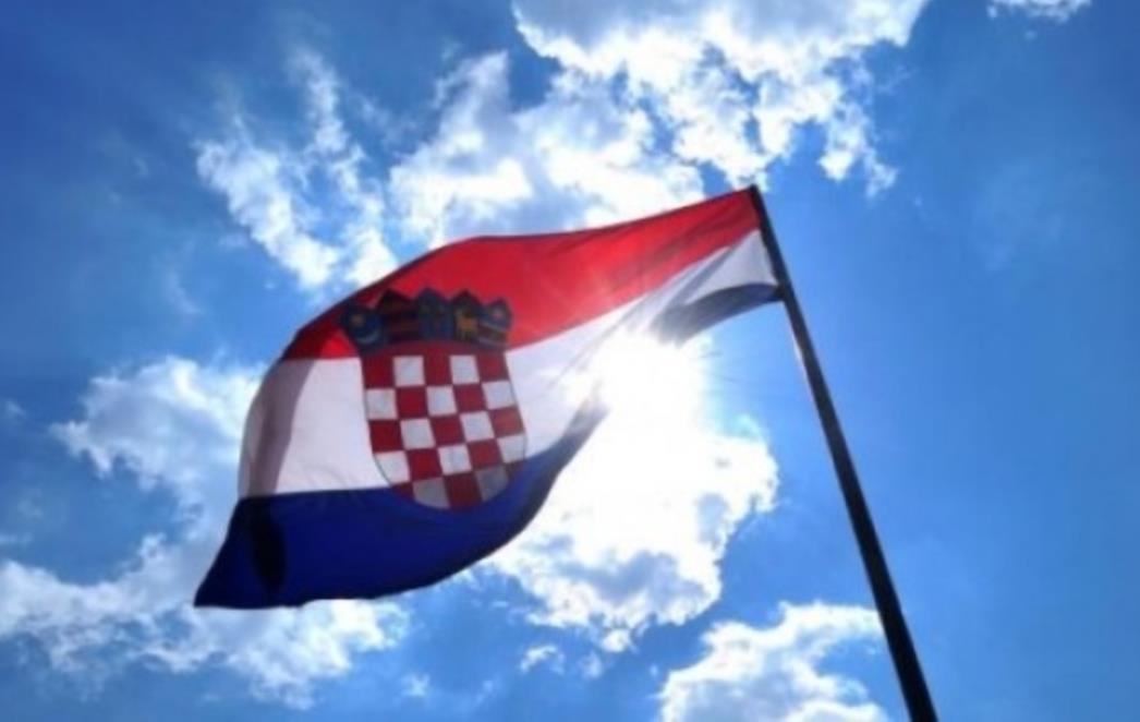 Županija darovala zastave gradovima i općinama povodom Dana državnosti