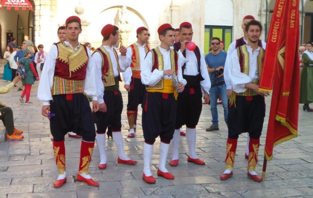 KLAPA KAŠE snimila novi spot za pjesmu 'Podiglo se malo četovanje'