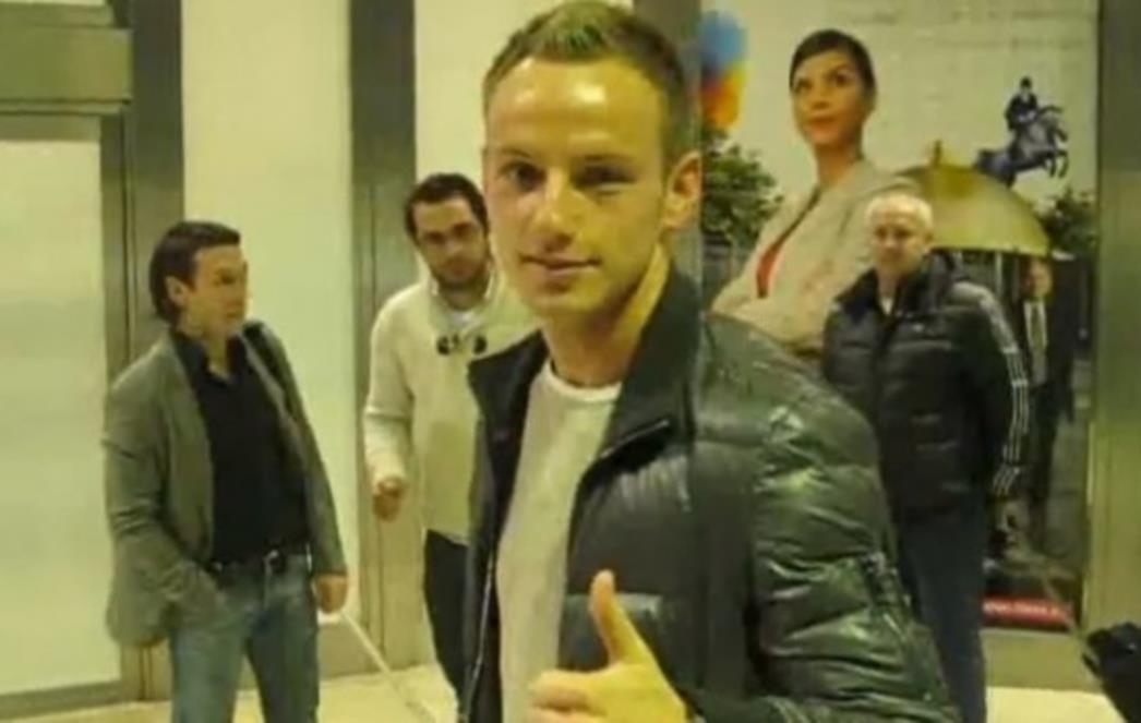 NA IZLAZNIM VRATIMA: Rakitića više ne žele u Barceloni?