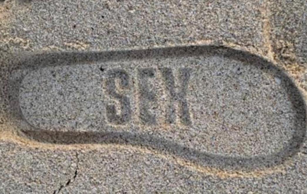 Seks bizarnosti: Muškarci su nekada na penisu imali sitne bodlje!