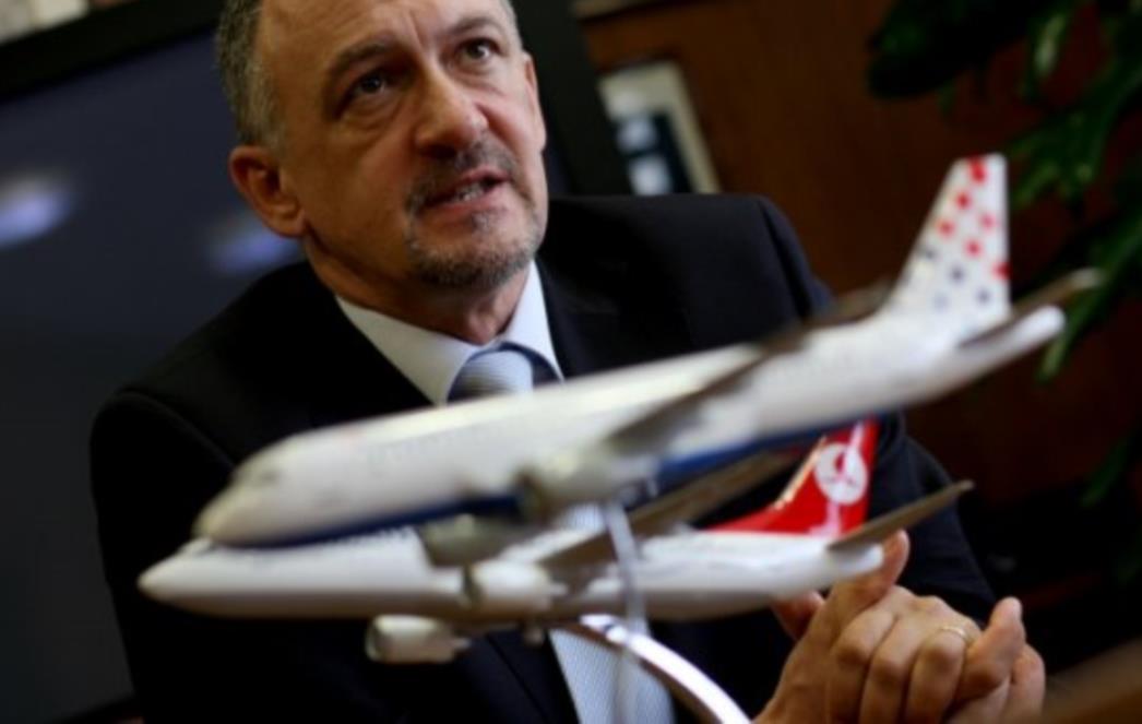 Zbog niza afera Ministar Hajdaš Dončić smijenio direktora zagrebačke zračne luke Tonćija Peovića?