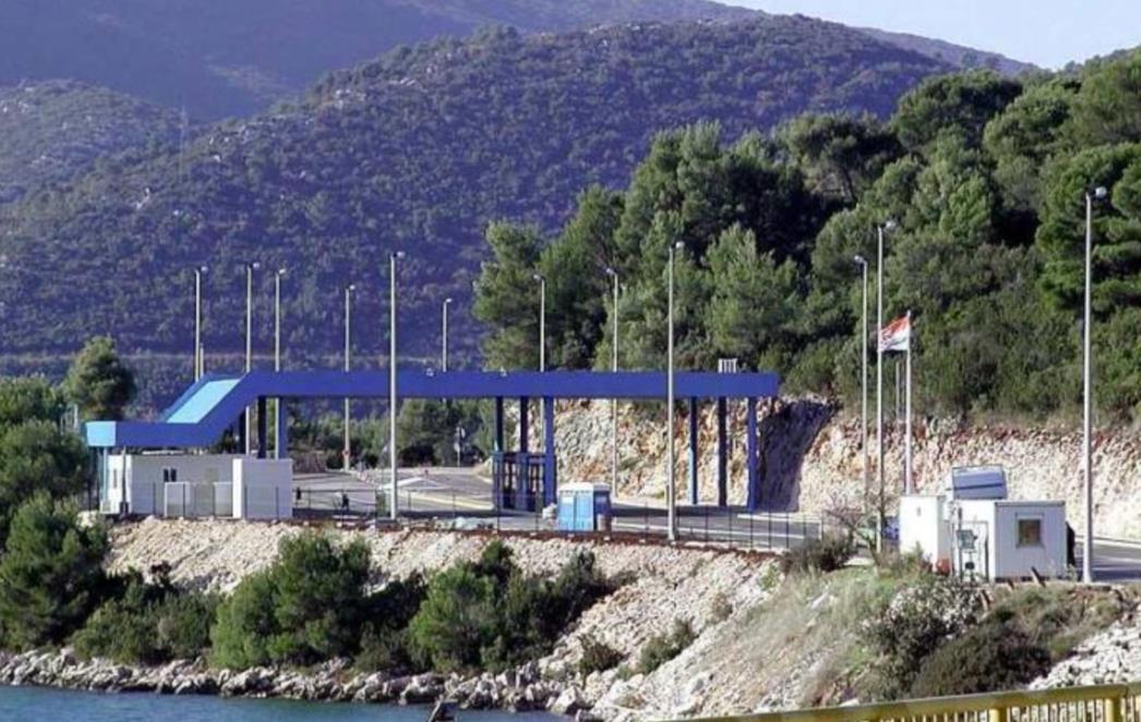 PJEŠKE HTJELI U EUROPU: Albanci uhvaćeni na graničnom prijelazu Klek 