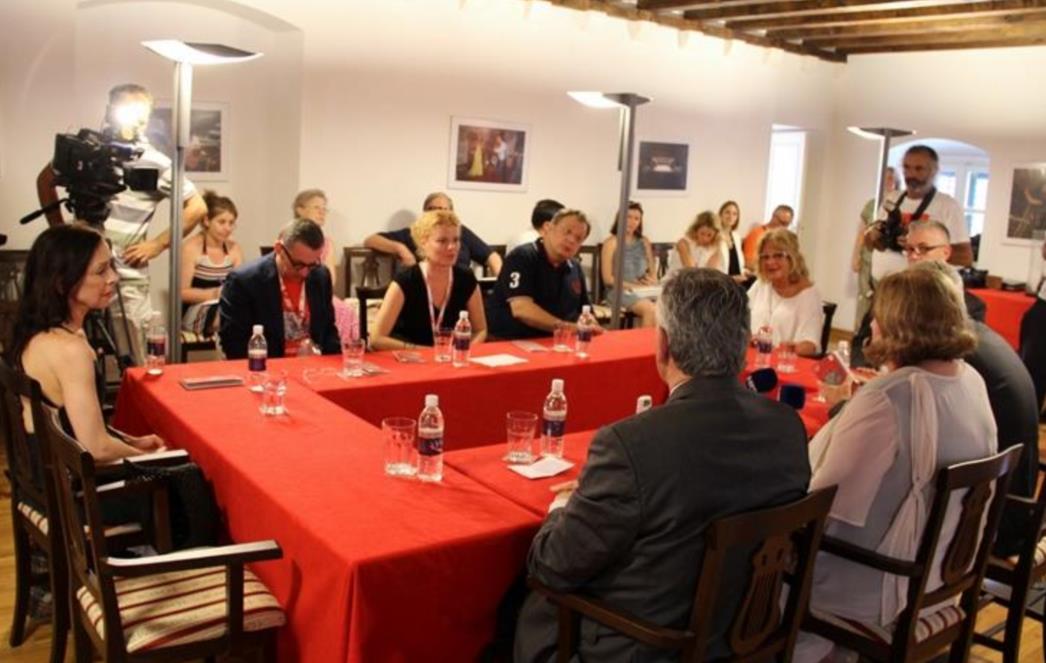 SVEČANA SJEDNICA FESTIVALSKOG VIJEĆA:  'Ako negdje i pogriješimo podržite nas da možemo nastaviti dalje'