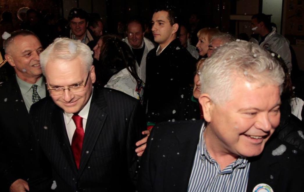  REŽIMSKO MEDIJSKO ZLO: Objavljuju statuse HDZ-ovih klinaca, a fašistoidni govor mržnje iz Josipovićevog tabora ignoriraju!?
