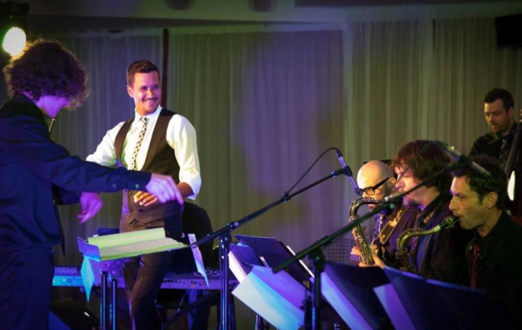 Marko Tolja uz pratnju Jazz orkestra HRT-a sinoć održao koncert u dubrovačkom Hotelu Excelsior (FOTO)