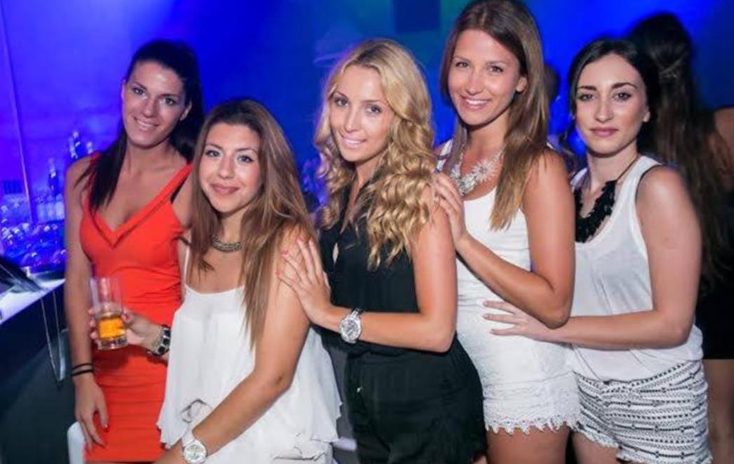 NIKI BELUCCI U REVELINU:  Toliko ljepote na jednom mjestu odavno niste vidjeli! /FOTOGALERIJA/