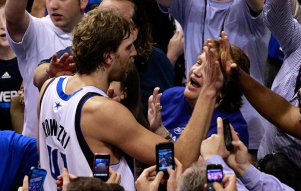 Dirk Nowitzki se oprostio u suzama: Ovo ću pamtiti do  kraja života