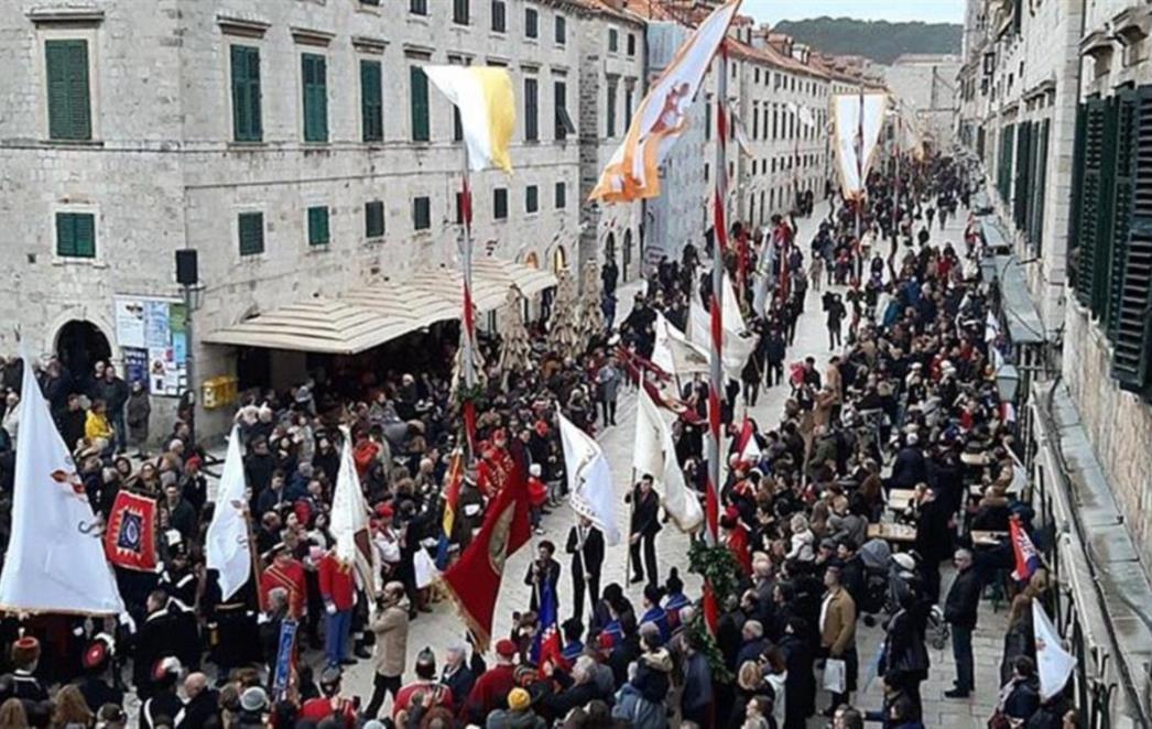 SVEČANOST ISPRED SVETOG VLAHA Počelo otvaranje 1047. Feste (FOTO/VIDEO)